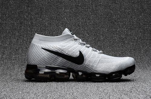 Air VaporMax 2018 White Black-11