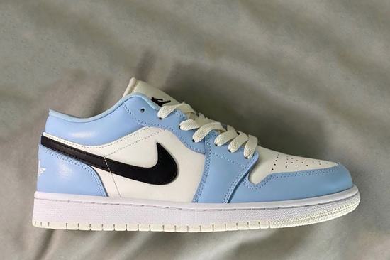 Retro Air Jordan 1 Low University Blue